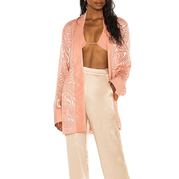 Tell your friends Kimono in Akari Print - Picture 1 of 11